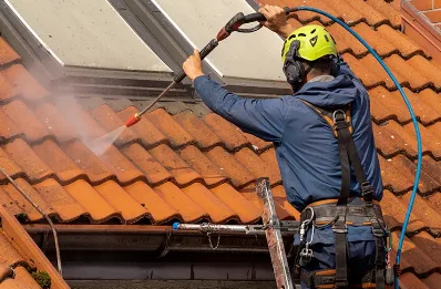 Démoussage et hydrofuge de toiture à Andé