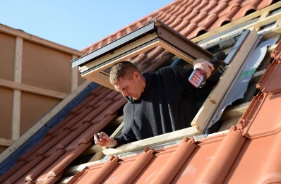 Pose de fenêtres de toit Velux à Andé